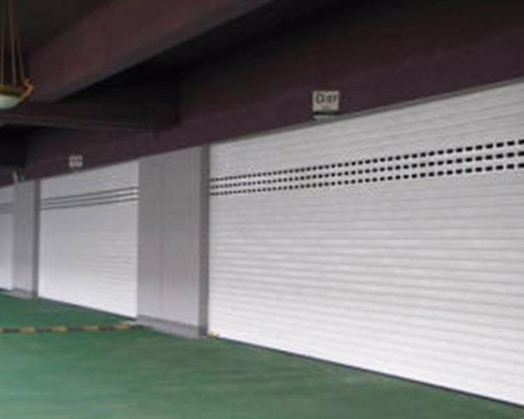 山西中盛恒卷簾門為您分享，山西快速卷簾門和防火卷簾門之間的區(qū)別